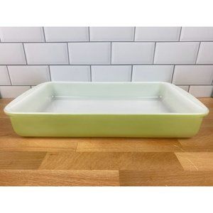Vintage Pyrex #232 Lime Green Rectangular Baking Dish Lasagna Casserole Pan 2 qt